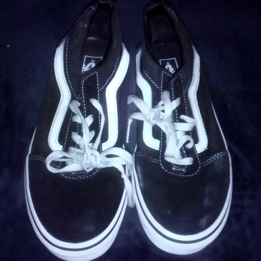 Vans Off The Wall Size 5 black and white  Shoes